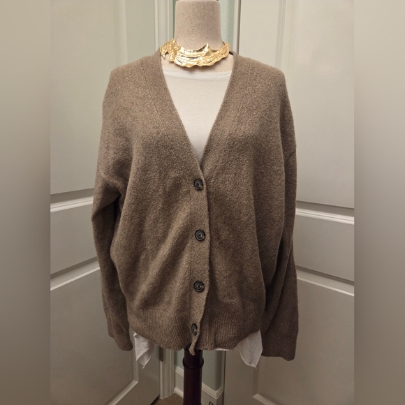 Everlane Sweaters - Everlane Wool Alpaca Blend Brown Button-Up Women's Cardigan Size M